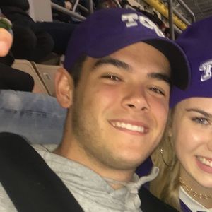 Meet your Posher, Logan